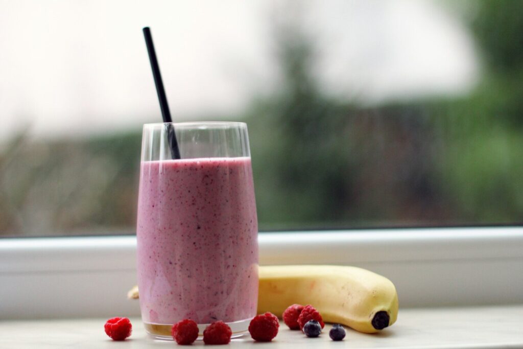 Smoothies make a complete and yummy breakfast for teenagers. 